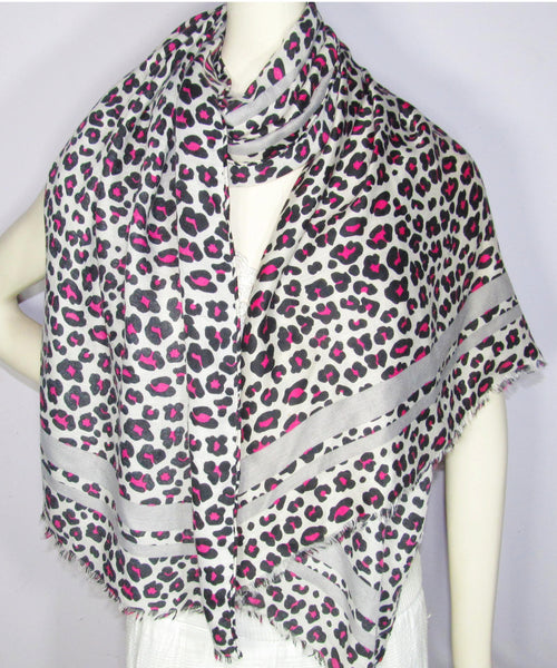 Leopard Scarf Shiraz Grey (SN154)