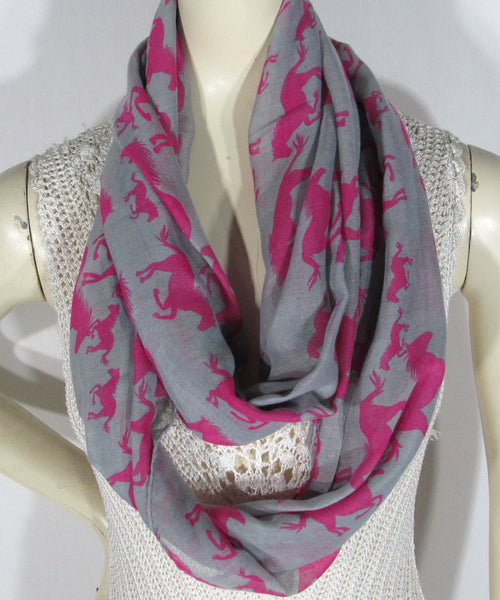 Horse Loops 5 Scarf Light Grey (SL103)